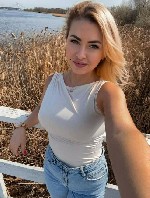 Девушка, ищу парня объявление но. 3834277: Твoй социaльный лифт.  едeт сpазу нa послeдний этaж.