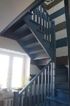 Если нужно купить лестницу на второй этаж вашего нового дома, лучшего предложения, чем от компании «АКБ дизайн» просто не найти. У нас вы можете заказать лестницу любого вида и из любых материалов по  ...