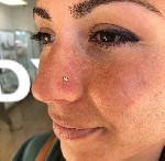 Салоны красоты объявление но. 1852438: Пирсинг мочки уха, пупка, носа, губы