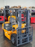 Грузовые автомобили объявление но. 2483313: Продажа вилочных дизельных и электрических погрузчиков JAC по цене завода производителя