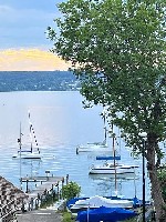 Продам дом объявление но. 2547675: Жилое здание в очень хорошем состоянии.