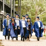 Освіта в Австралії оцінюється високо у світових масштабах та надає широкий спектр можливостей для студентів з усього світу.  Вища освіта в Австралії включає безліч спеціалізацій і програм в різних обл ...
